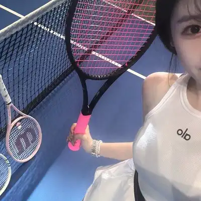 万英芳